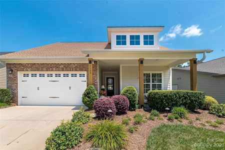 7103 Hanging Rock Ct Denver, NC 28037