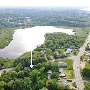 4 Clifford Road Plymouth, MA 02360