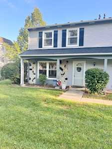 11 R Fernwood Dr #11R Bolingbrook, IL 60440