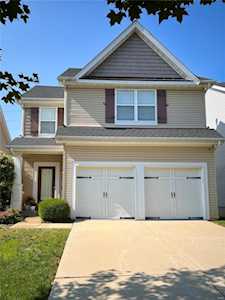 419 Parkgate Dr Lake St Louis, MO 63367