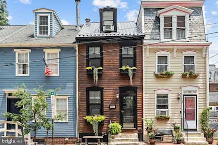 905 Capital St Harrisburg, PA 17102