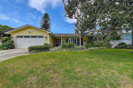 3120 Swan Ln Safety Harbor, FL 34695