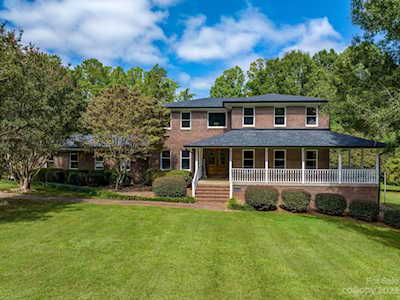 12305 Mayes Rd Huntersville, NC 28078