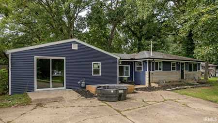 52747 Lynnewood Avenue South Bend, IN 46628