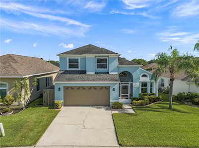 1251 Vinetree Dr Brandon, FL 33510