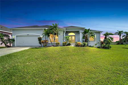 1405 Beach Club Ln Apollo Beach, FL 33572