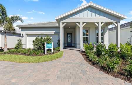 10016 Coral Shore Dr Englewood, FL 34223