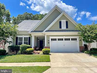 165 Buckeye Circle La Plata, MD 20646