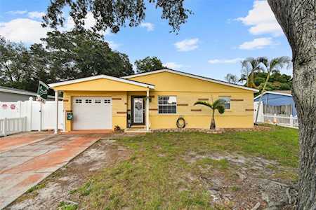 4321 63rd WAY N Kenneth City, FL 33709