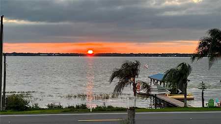 1218 Lake Ariana Blvd Auburndale, FL 33823