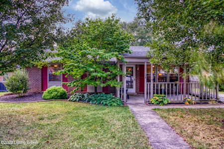 108 Brookview Dr Nicholasville, KY 40356