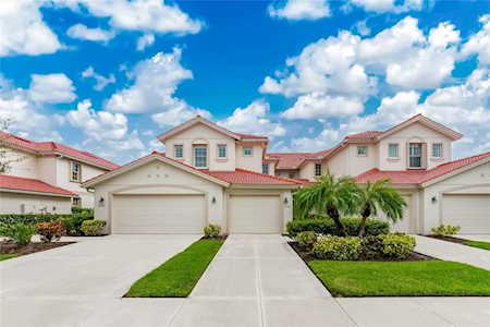 4742 Club Dr #201 Port Charlotte, FL 33953