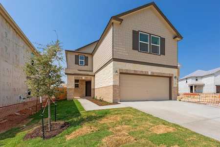 601 Logan James LN Pflugerville, TX 78660