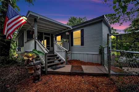 13204 Thonotosassa Rd Dover, FL 33527