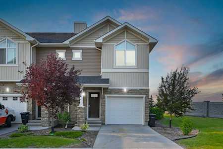 112 Skyview Ranch Grove NE Calgary, AB T3N 0R6