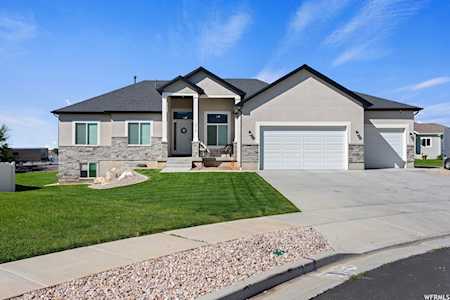 1015 N 1275 W Farr West, UT 84404