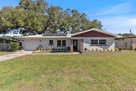 1620 Sunset Point Rd Clearwater, FL 33755