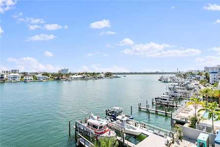 692 Bayway Blvd #405 Clearwater Beach, FL 33767