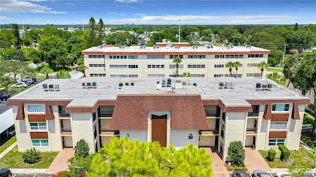 208 NE Monroe CIRCLE N #c-206 St. Petersburg, FL 33702