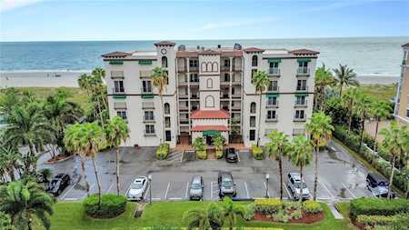 200 121st Ave #101 Treasure Island, FL 33706
