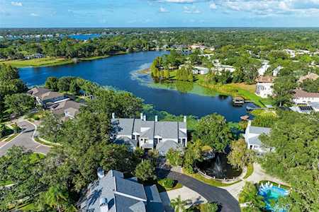 9725 Tiffany Oaks Ln #4 Tampa, FL 33612