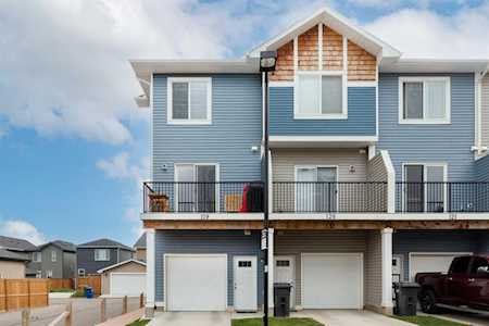 2802 Kings Heights Gate SE #119 Airdrie, AB T4A 0T3