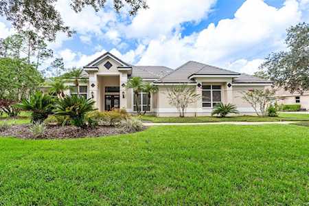 8902 Magnolia Chase Circle Tampa, FL 33647