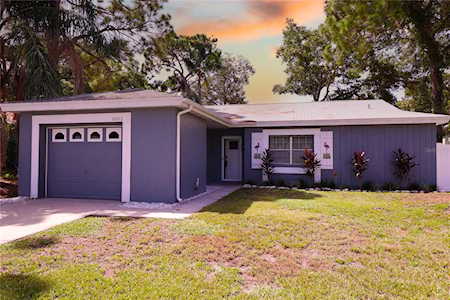 6953 124th TERRACE Largo, FL 33773