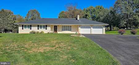 21912 Martin Circle Hagerstown, MD 21742