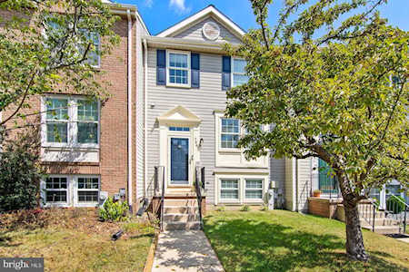 704 Quiet Pond Ct Odenton, MD 21113