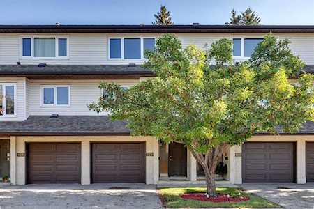 1190 Ranchview Rd NW #123 Calgary, AB T3G 1Y2