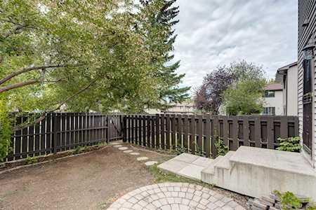 380 Bermuda Dr NW #8 Calgary, AB T3K 1Z6