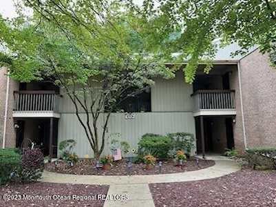 209 Covered Bridge Blvd #J Manalapan, NJ 07726