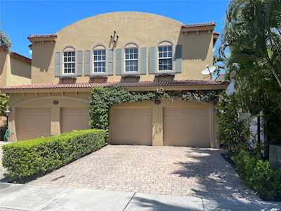 1623 NE 5th St Fort Lauderdale, FL 33301