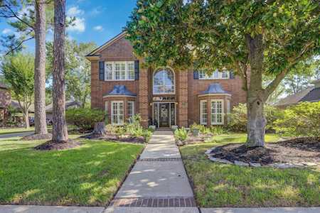 1403 Silverleaf Dr Friendswood, TX 77546