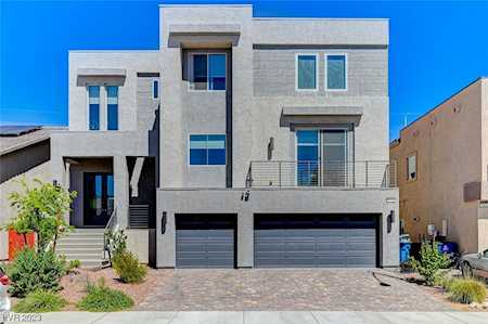 5918 Ancient Peaks Ave Las Vegas, NV 89141