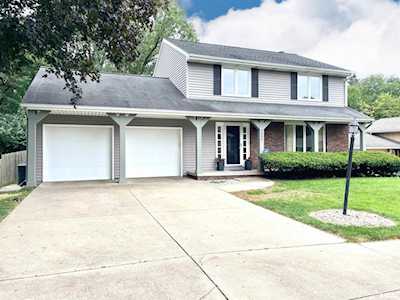1006 W Centennial Dr Peoria, IL 61614