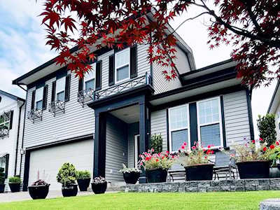 19510 Hoffmann Way Pitt Meadows, BC V3Y 2W8