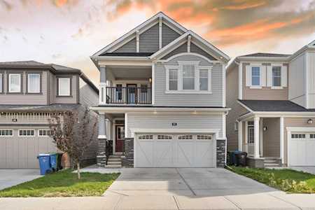 45 Cityside Gardens NE Calgary, AB T3N1J2