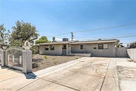 1221 Arrowhead Ave Las Vegas, NV 89106