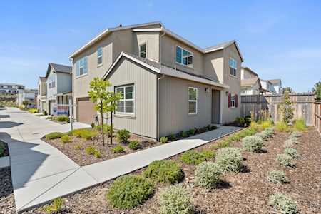 3248 Sunny Gate Lane Folsom, CA 95630