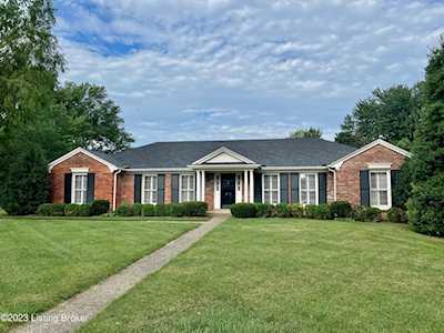 410 Whiteheath Ln Louisville, KY 40243