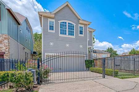 1426 W 26th St Houston, TX 77008