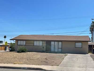 87 Constitution Ave Henderson, NV 89015