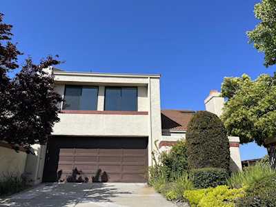 12 Riviera Circle Redwood City, CA 94065