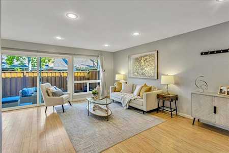 20051 Northwood Dr Cupertino, CA 95014