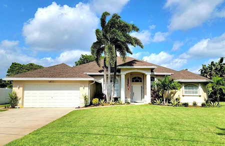 6811 Bayshore Dr Drive Lake Worth, FL 33462
