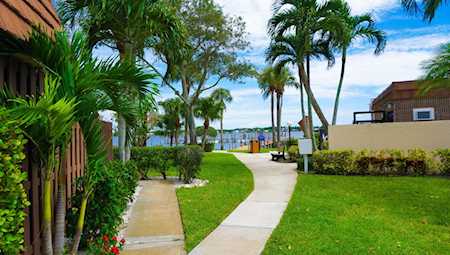 825 SE Center Street #20d Jupiter, FL 33458