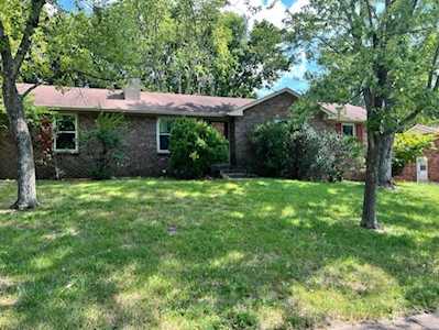 240 Iris Dr Hendersonville, TN 37075
