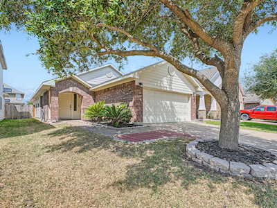 7514 Legacy Pines Dr Cypress, TX 77433